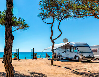 Emplacements de camping sur la plage