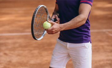 Pratiquez le tennis pendant votre séjour au camping El Pinar