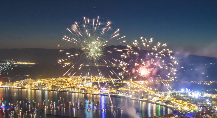 Admirez les feux d'artifice lors du concours international de Blanes